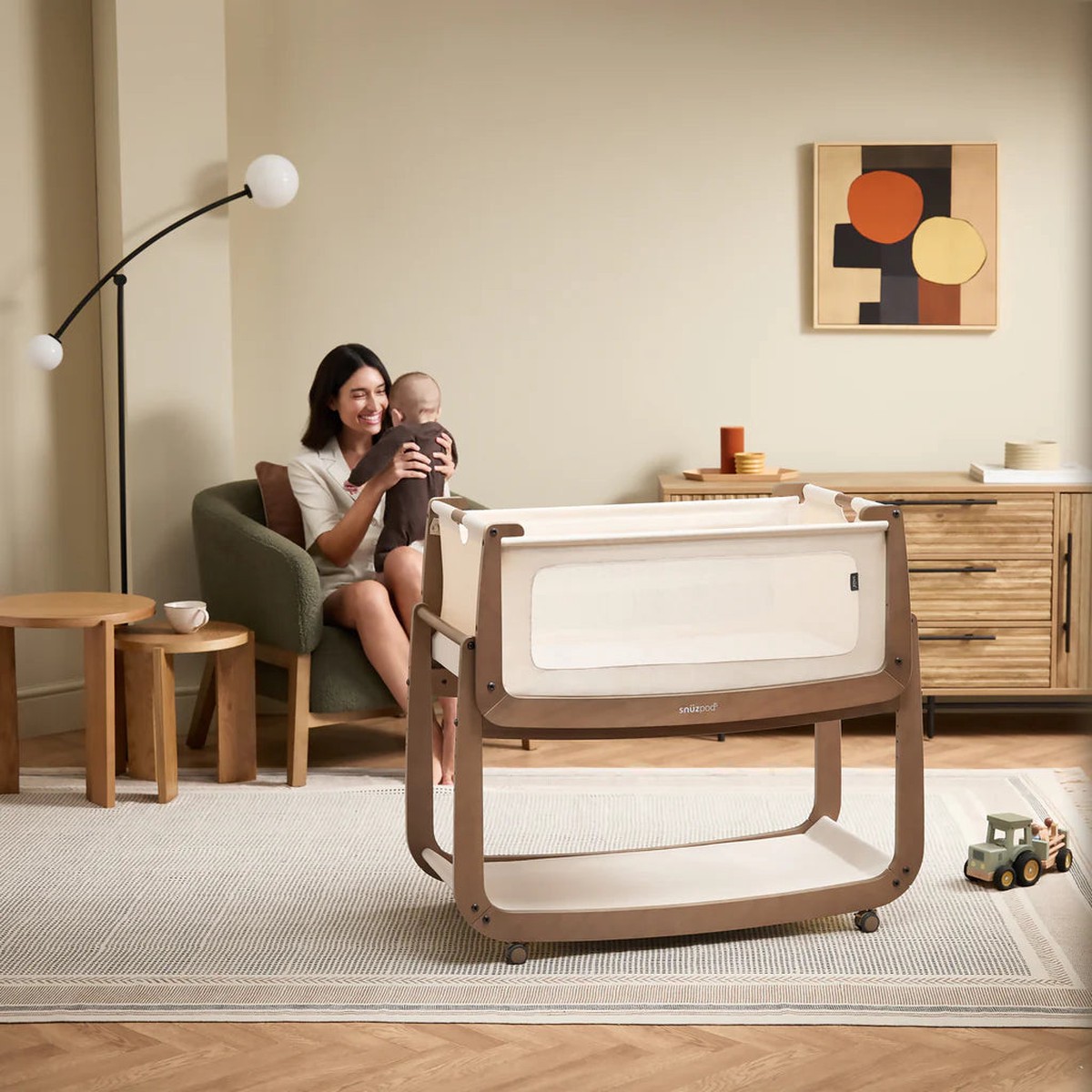 Snuz Pod Bedside Bassinet - Walnut